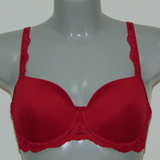 Triomphe Amourette rouge soutien-gorge rembourré